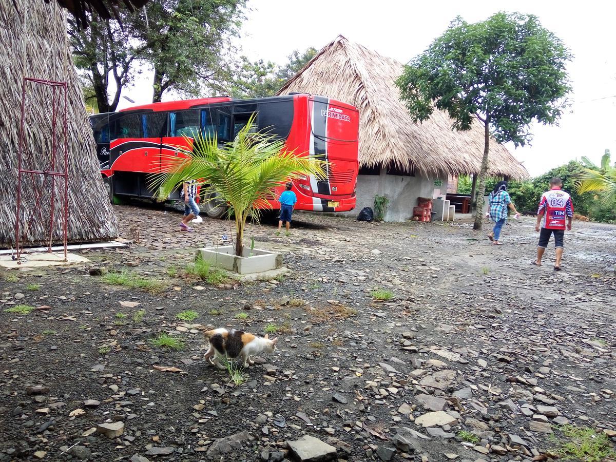 Bunar Tunggal Villa N Resto อันเยอร์ ภายนอก รูปภาพ